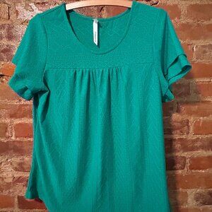 SS NY Collections Green Shirt with Cute Sleeve
